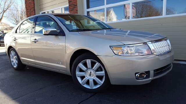 2008 Lincoln MKZ for sale at Rouhana Auto Sales in Norwood MA
