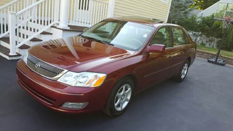 2000 Toyota Avalon for sale at Rouhana Auto Sales in Norwood MA