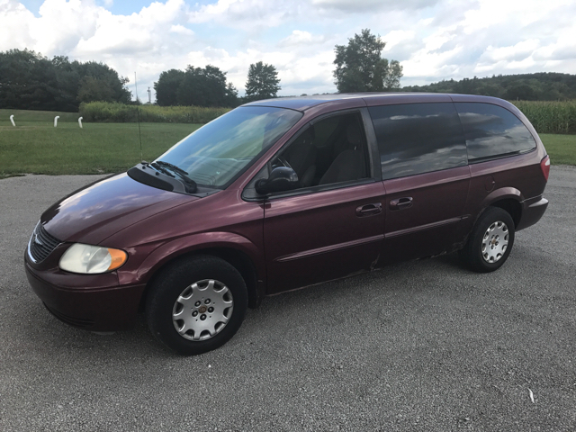 2002 Chrysler Town and Country for sale at WESTERN RESERVE AUTO SALES in Beloit OH
