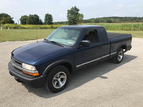 2001 Chevrolet S-10 for sale at WESTERN RESERVE AUTO SALES in Beloit OH