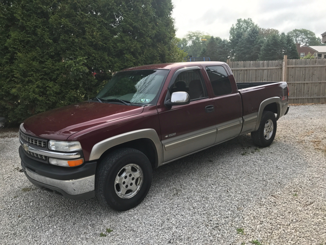 2000 Chevrolet Silverado 1500 for sale at WESTERN RESERVE AUTO SALES in Beloit OH