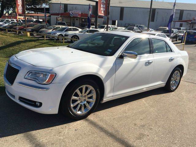 2014 Chrysler 300 for sale at Virtus Auto Sales in Houston TX