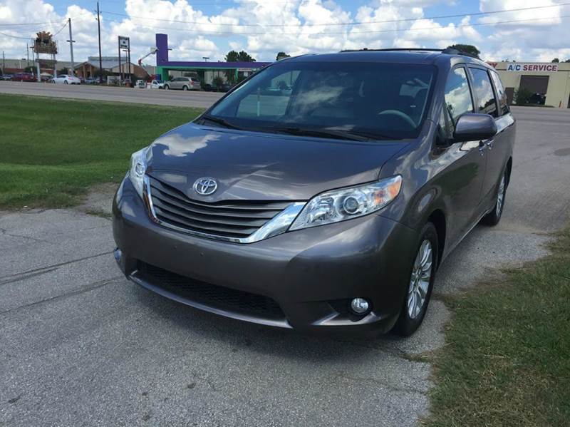 2011 Toyota Sienna for sale at Virtus Auto Sales in Houston TX