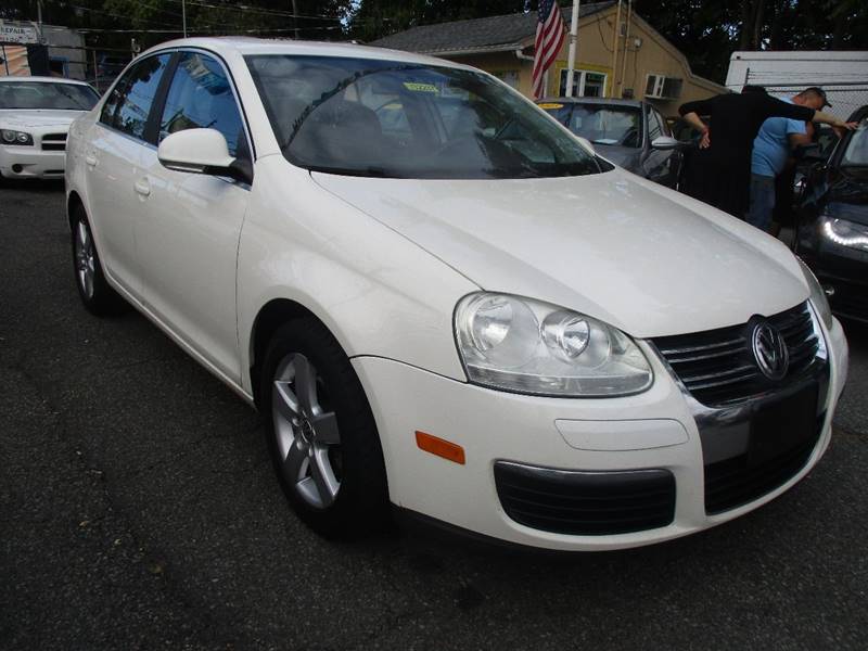 2008 Volkswagen Jetta for sale at Din Motors in Passaic NJ
