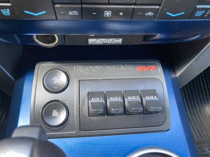 2012 Ford F-150 SVT Raptor (image 19)