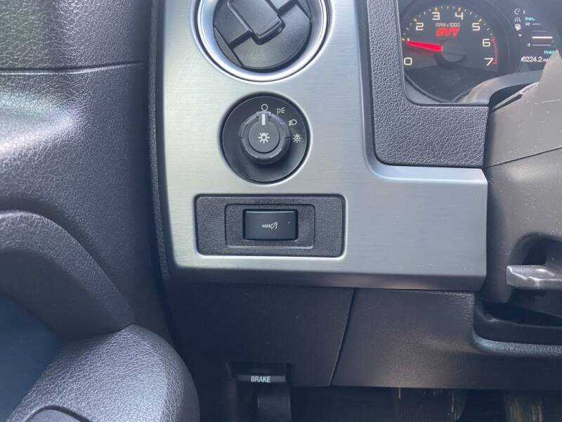 2012 Ford F-150 SVT Raptor (image 26)