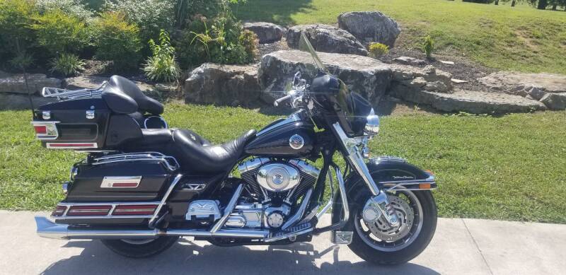 2004 Harley-Davidson FLHTCU