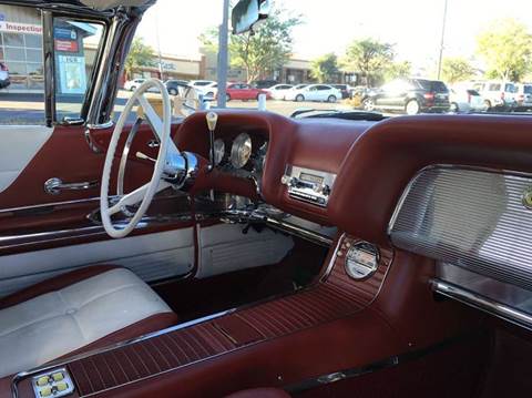 1960 Ford Thunderbird