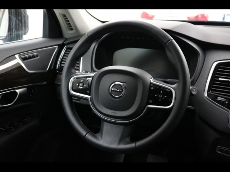 2018 Volvo XC90 T6 Momentum