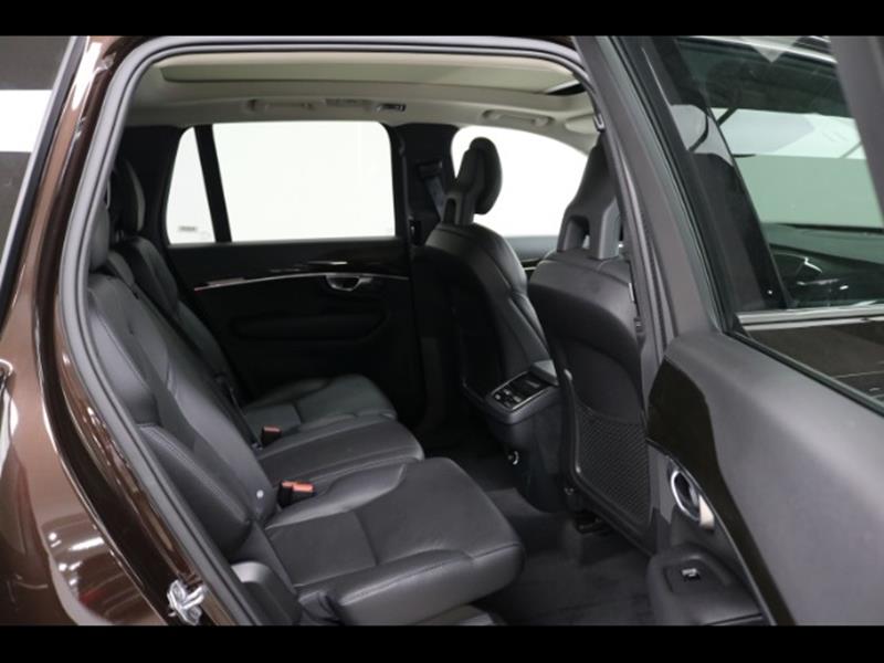 2018 Volvo XC90 T6 Momentum