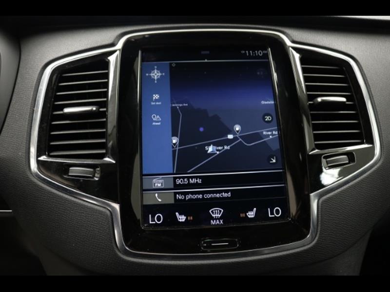 2018 Volvo XC90 T6 Momentum