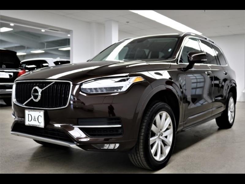 2018 Volvo XC90 T6 Momentum