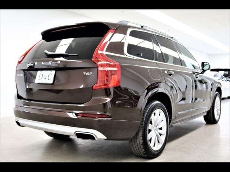 2018 Volvo XC90 T6 Momentum