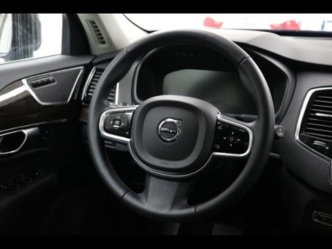 2018 Volvo XC90 T6 Momentum