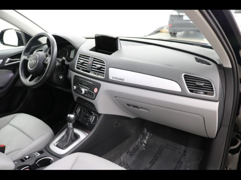 2017 Audi Q3 2.0T quattro Premium