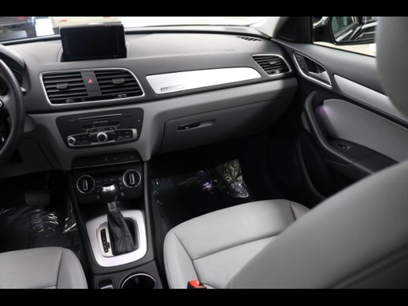 2017 Audi Q3 2.0T quattro Premium