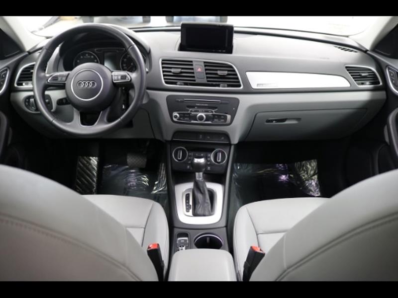 2017 Audi Q3 2.0T quattro Premium