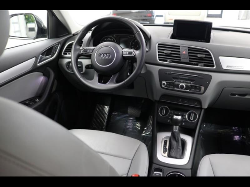 2017 Audi Q3 2.0T quattro Premium