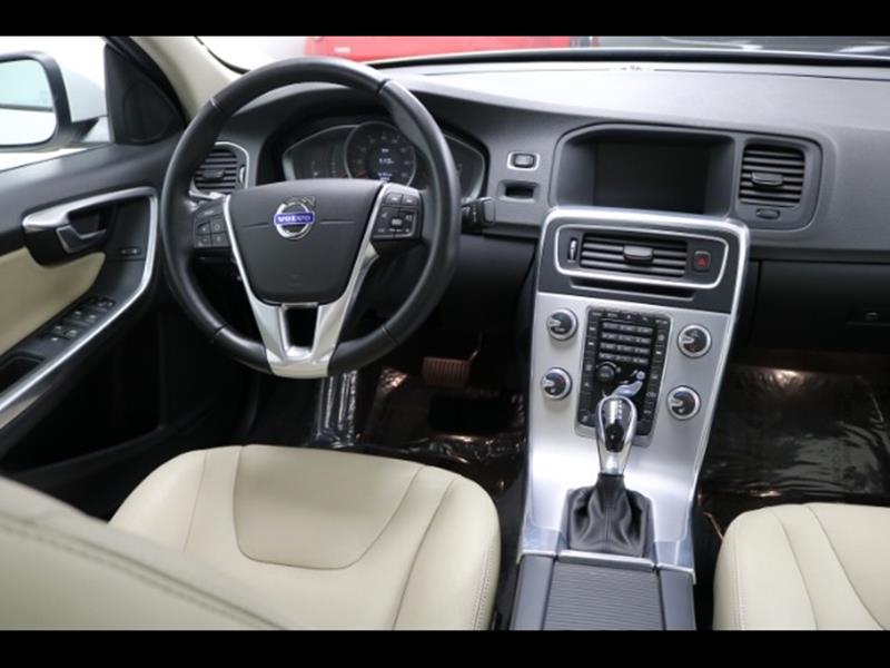 2017 Volvo S60 T5 Dynamic