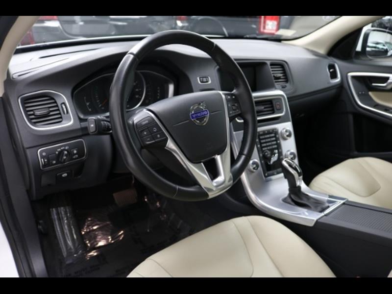 2017 Volvo S60 T5 Dynamic