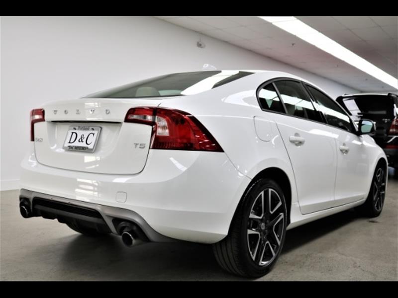 2017 Volvo S60 T5 Dynamic