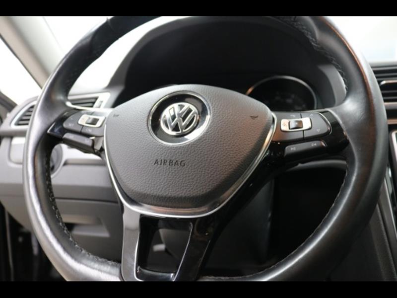 2016 Volkswagen Passat