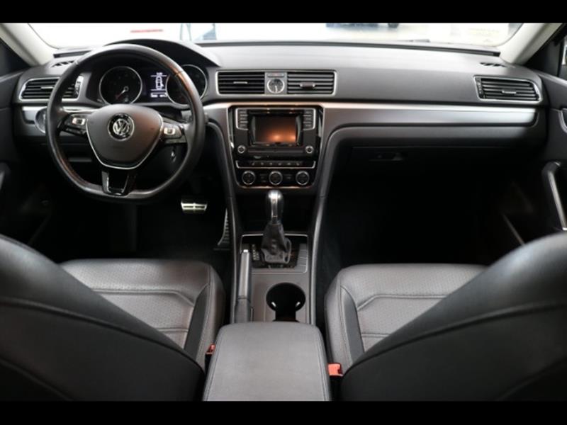 2016 Volkswagen Passat