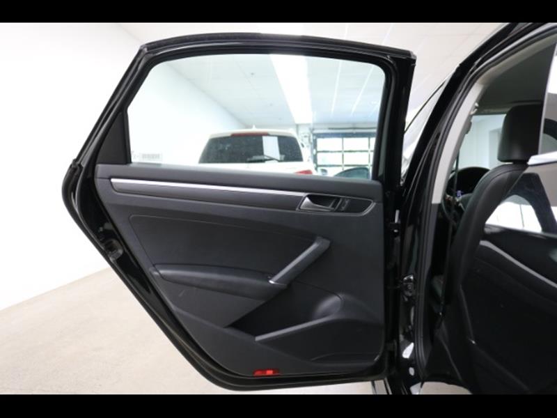 2016 Volkswagen Passat