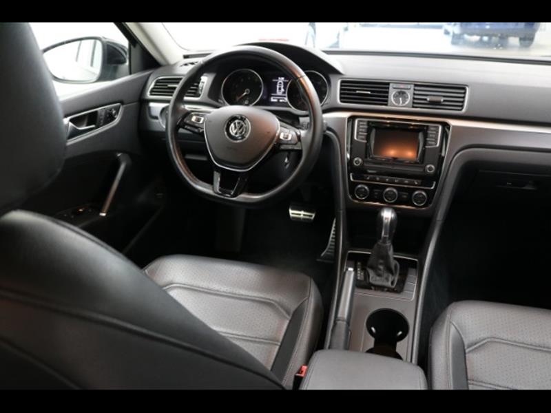 2016 Volkswagen Passat