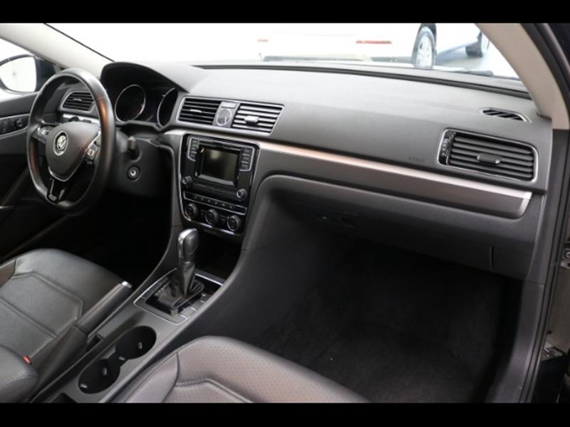 2016 Volkswagen Passat