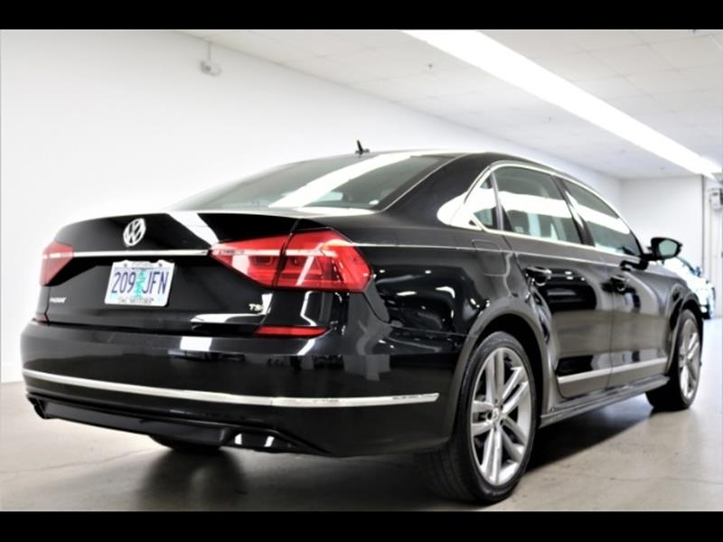 2016 Volkswagen Passat