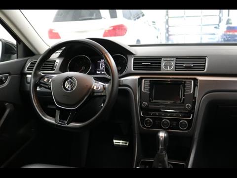 2016 Volkswagen Passat