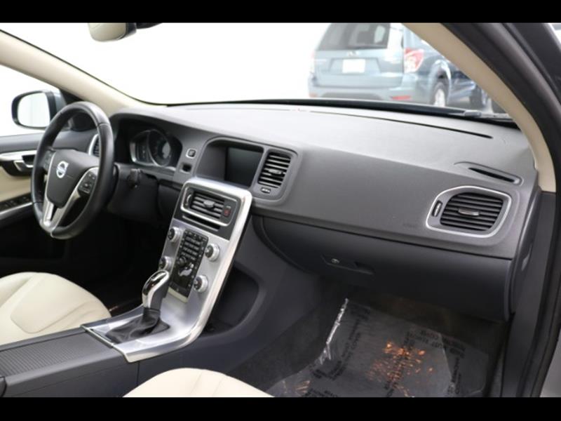 2017 Volvo S60 T5 Dynamic