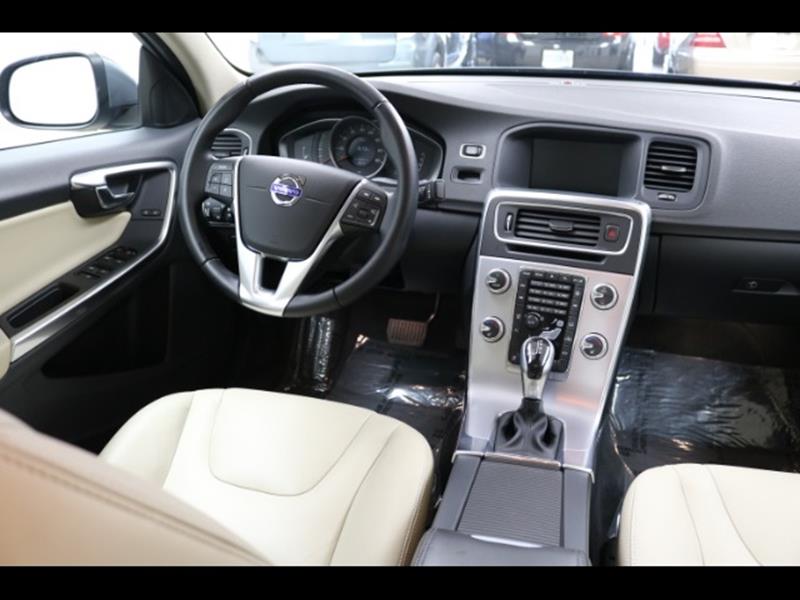 2017 Volvo S60 T5 Dynamic