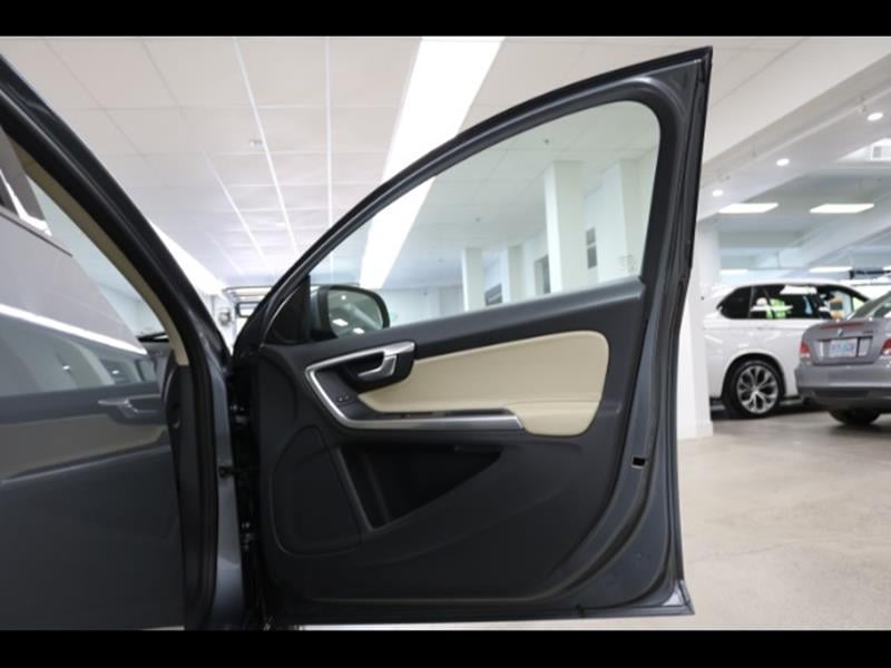 2017 Volvo S60 T5 Dynamic