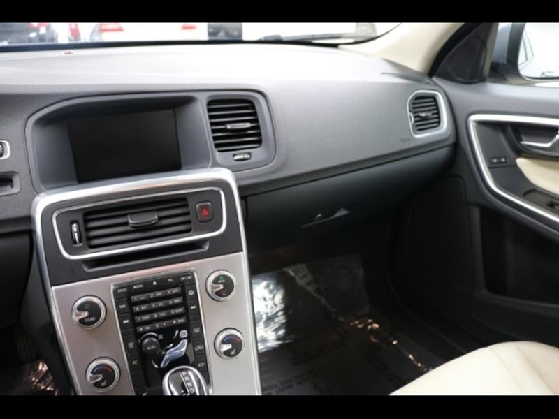 2017 Volvo S60 T5 Dynamic