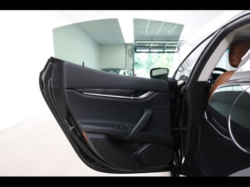 2015 Maserati Ghibli