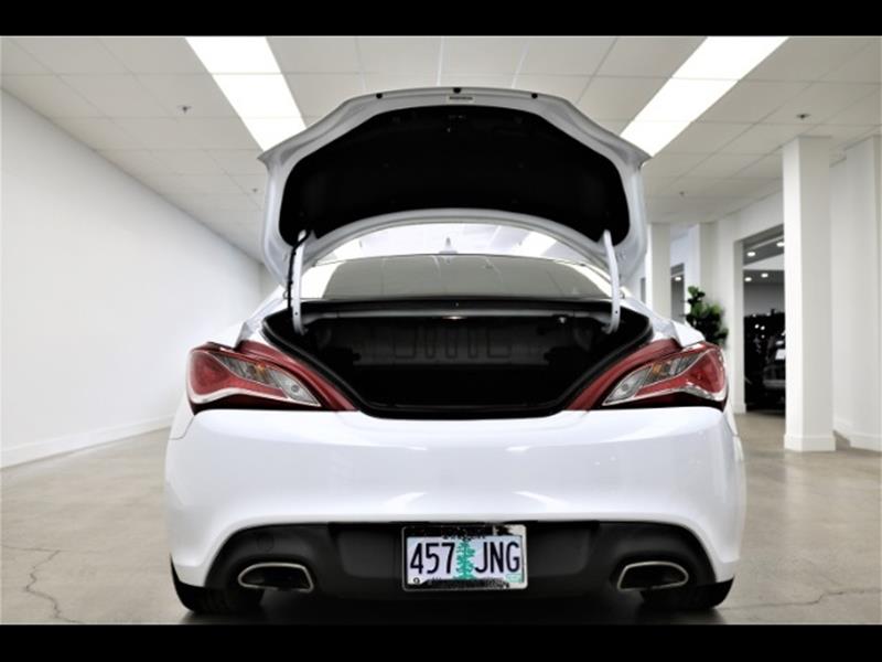 2016 Hyundai Genesis Coupe