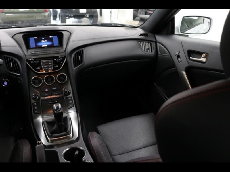 2016 Hyundai Genesis Coupe