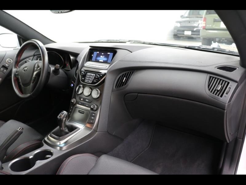 2016 Hyundai Genesis Coupe