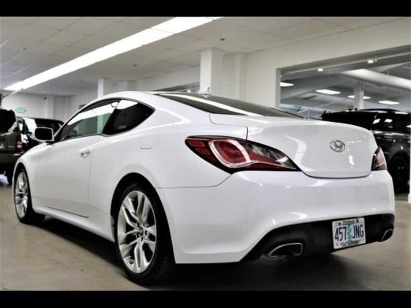 2016 Hyundai Genesis Coupe