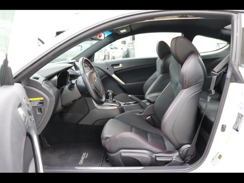 2016 Hyundai Genesis Coupe