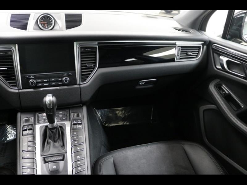 2018 Porsche Macan