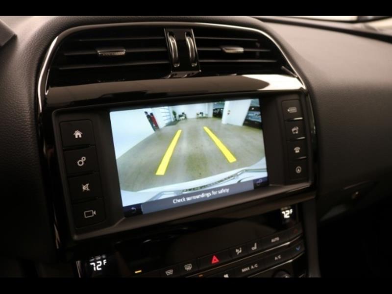 2018 Jaguar F-PACE 25t Premium