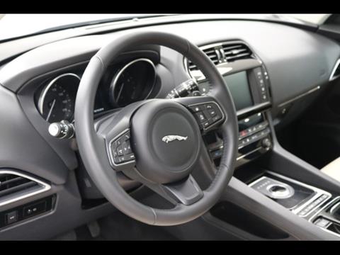 2018 Jaguar F-PACE 25t Premium