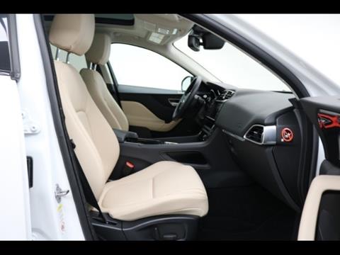 2018 Jaguar F-PACE 25t Premium