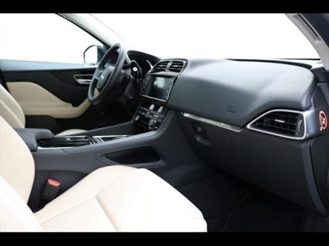 2018 Jaguar F-PACE 25t Premium