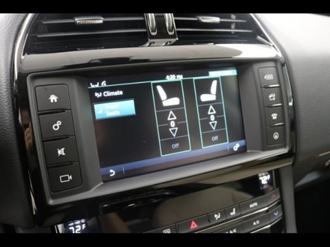 2018 Jaguar F-PACE 25t Premium