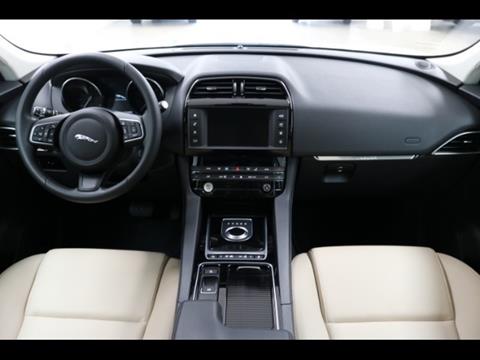 2018 Jaguar F-PACE 25t Premium