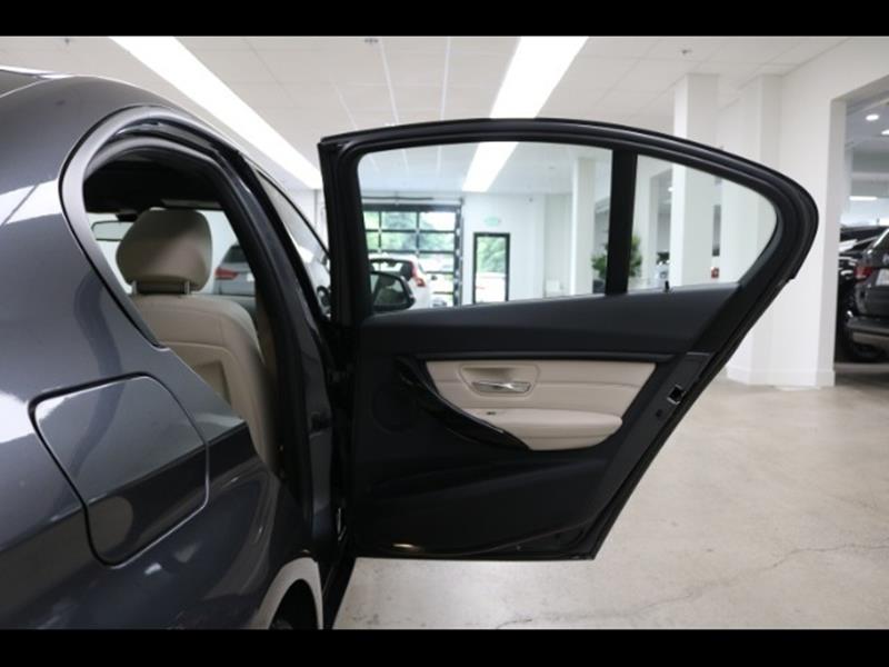 2015 BMW 3 Series 328i